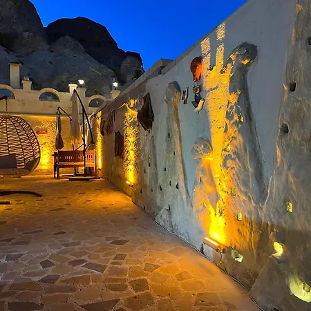 Tatli Kaya Cave أوروغوبْ