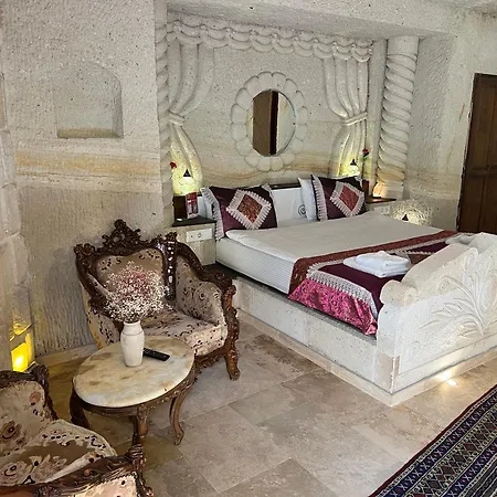 Tatli Kaya Cave 3* أوروغوبْ