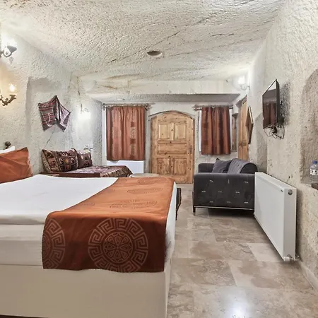 Tatli Kaya Cave أوروغوبْ