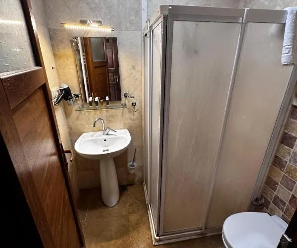 Tatli Kaya Cave ウルギュップ