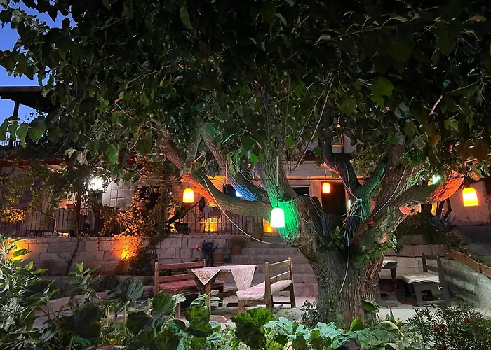 Tatli Kaya Cave ウルギュップ