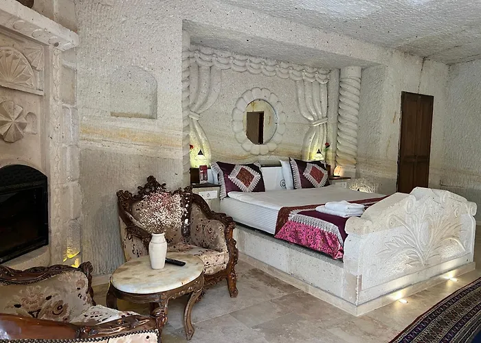 Tatli Kaya Cave 4* ウルギュップ